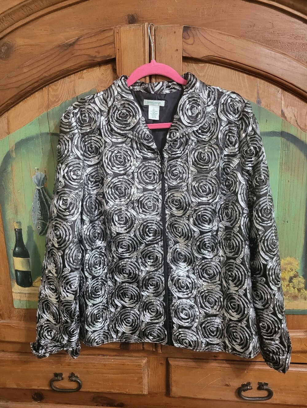 Laura Ashleu Metallic Black & Silver Rose-Print Jacket